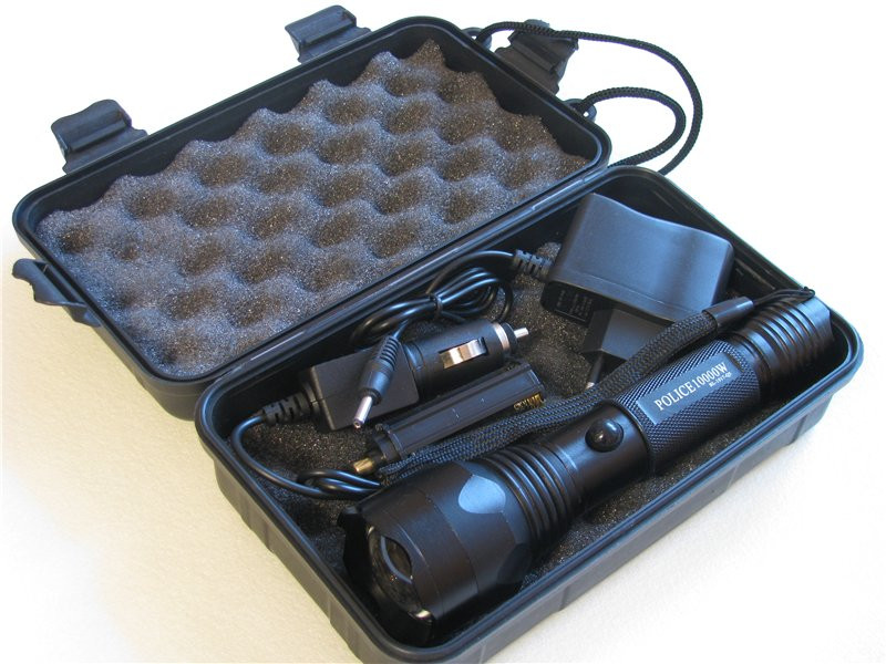 Фонарь ручной BaiLong Police BL-1917