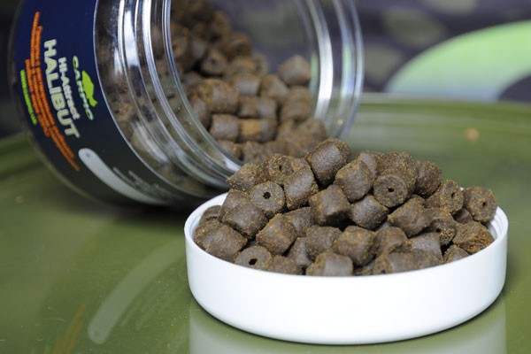 Пеллетс Carpio Hi-Attract HALIBUT 8 мм 3 кг