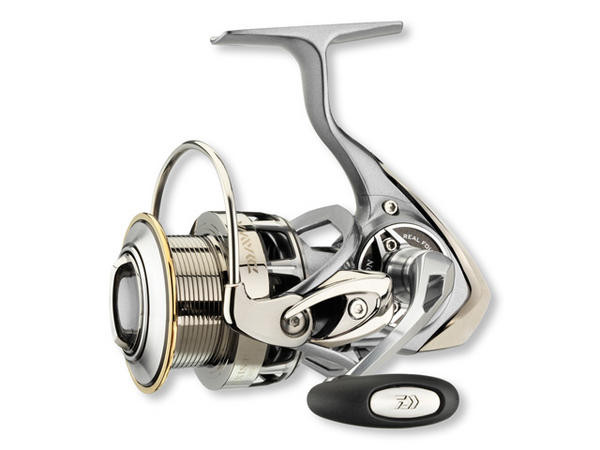 Катушка Daiwa Exist 2506