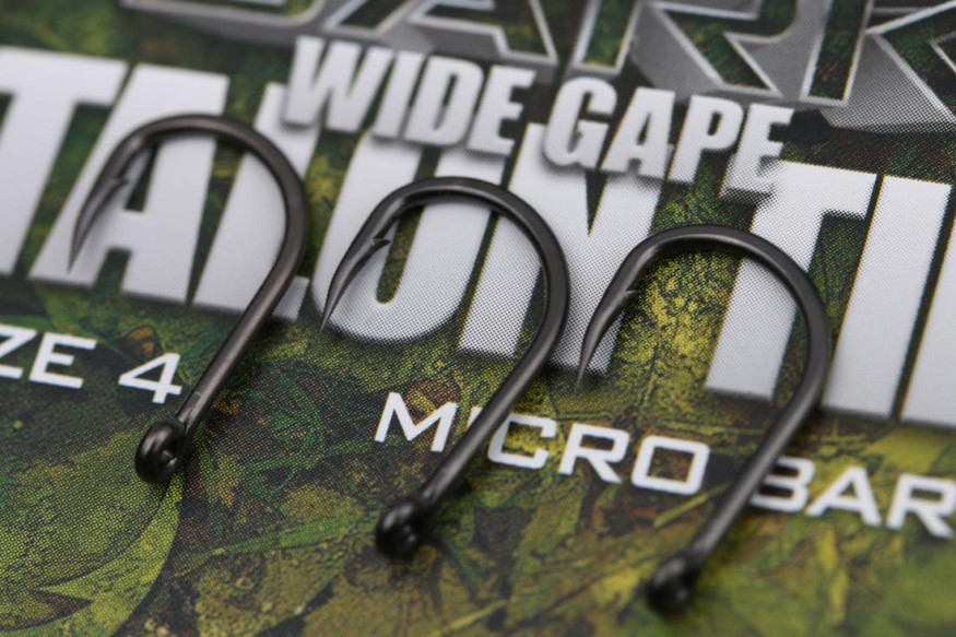 Крючок Gardner Covert Dark Wide Gape Talon Tip Size 4 (10шт)