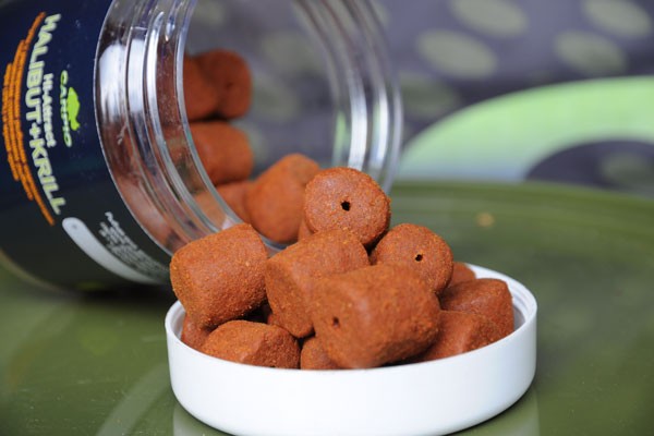 Насадочный пеллетс Carpio Hi-Attract HALIBUT+Krill 20 мм 250 гр