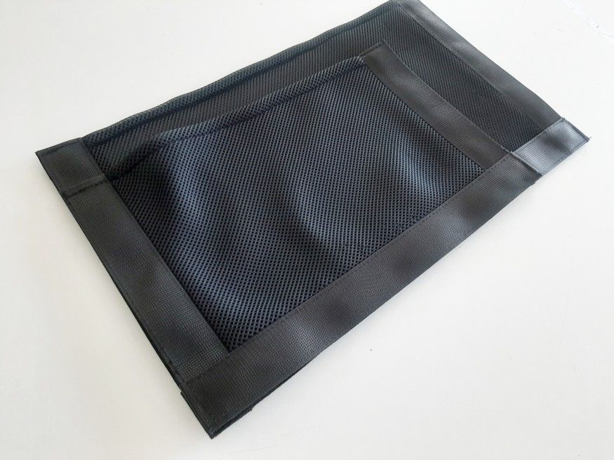 Карман для багажника авто (сетка) LeRoy 40х25 см