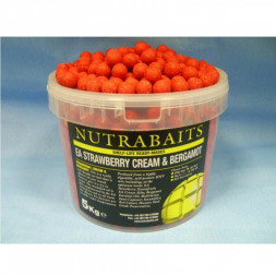 Бойлы Nutrabaits EA STRAWBERRY, CREAM &amp; BERGAMOT 15мм 5кг