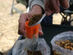 Смесь для ПВА пакетов Rocket Baits Зерновая 0,5 кг