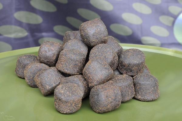 Пеллетс Carpio Halibut Pellets 16 мм 900 гр
