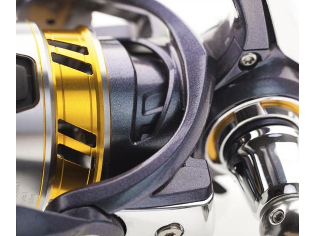 Катушка Daiwa 18 Regal LT 3000D-C-XH